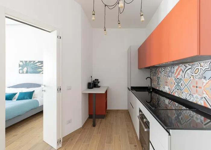 Iflat Colorful And Bright In Monti Roma